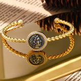 Queen Coin Zirconia Set Bracelet